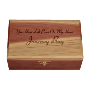 Aromatic Cedar (Hinged lid, includes a lock with a key)